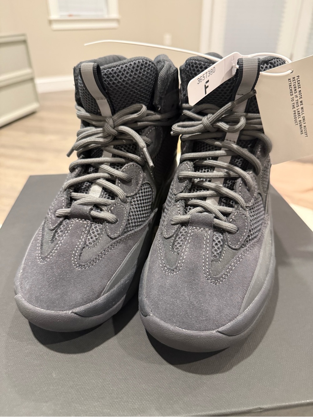 AUTHENTIC BRAND NEW YEEZY COLLECTION SEASON 6 DESERT BOOTS
